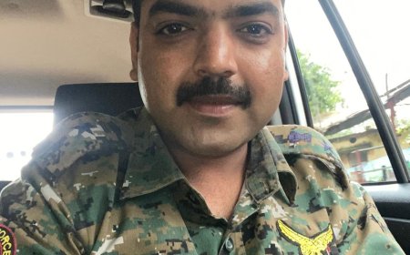 बड़वानी पुलिस अधीक्षक  पुनीत गहलोद को मिलेगा वीरता पदक  नक्सली क्षेत्र में किए गए प्रभावी कार्यों के लिए दिया जाएगा वीरता पदक