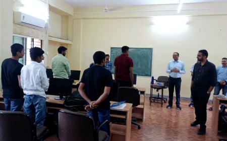 सेंधवा पॉलिटेक्निक कॉलेज में प्रवेश बढ़ाने के लिए किए जाएं प्रयास  - कलेक्टर डॉक्टर फटिंग