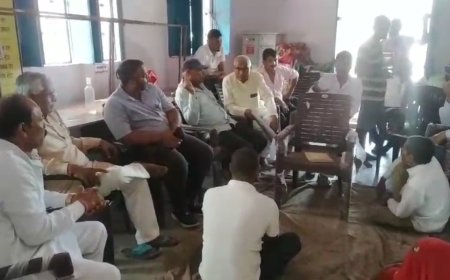 रीवा ग्राम सभा का आयोजन जल जीवन मिशन योजना के कार्यो को लेकर लोगो में आक्रोश