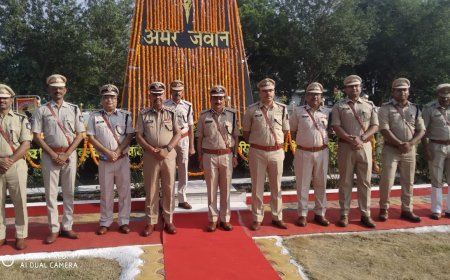 रीवा शहीदों को पुलिस महानिरीक्षक ने दी श्रद्धांजलि शहीदों के बलिदान को किया याद