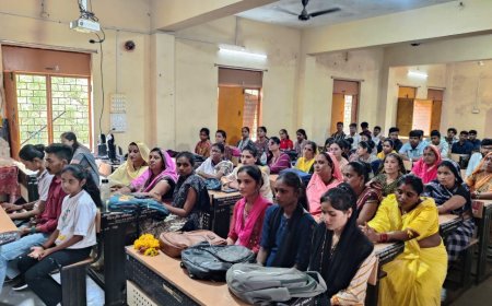 लोकमाता अहिल्याबाई होल्कर की 300वीं जयंती पर वीर ख्वाजा नायक महाविद्यालय सेंधवा में संगोष्ठी का आयोजन