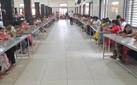 मां बड़ी बिजासन मंदिर में अन्नकूट महोत्सव, हजारों श्रद्धालुओं ने लिया प्रसाद