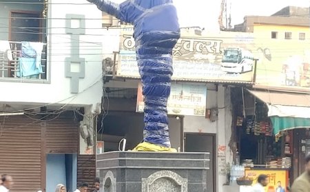 सेंधवा बाबा अंबेडकर की मूर्ति अनावरण में देरी को लेकर बसपा ज़ोन प्रभारी का कांग्रेस बीजेपी पर हमला