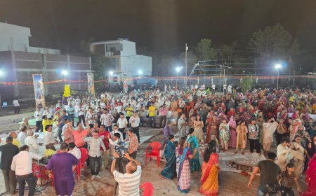 सेंधवा की तिरुपति कॉलोनी में श्रीमद्भागवत कथा का तीसरा दिन: स्वामी प्रेमानंदनदास जी ने बताया भक्ति और सत्संग का महत्व