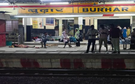 शहडोल में बड़ी वारदात: रेलवे स्टेशन पर खड़े डीजल इंजन से अज्ञात चोरों ने उड़ाया सैकड़ों लीटर डीजल