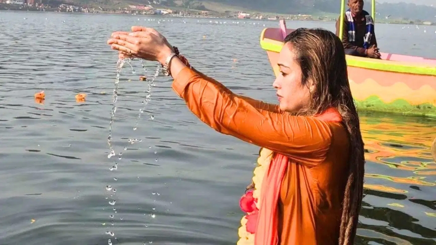 Jabalpur News: जबलपुर में नर्मदा तट पर साध्वी हर्षा रिछारिया की कठिन 'तपस्या'; 11 दिन तक मौन व्रत, नहीं ग्रहण करेंगी अन्न