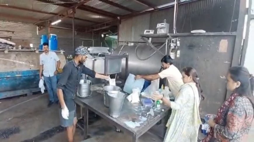 रतलाम: दूध में प्रोटीन पाउडर की मिलावट का भंडाफोड़, जावरा की डेयरी पर खाद्य विभाग की बड़ी कार्रवाई