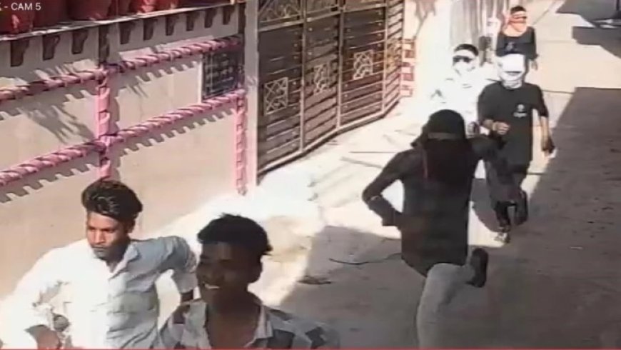 जबलपुर: प्रॉपर्टी डीलर के घर बमबाजी, रंगदारी न देने पर नकाबपोश बदमाशों ने फैलाई दहशत